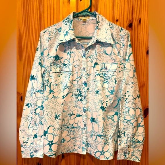 Passport Tops - Passports Teal and White Blouse